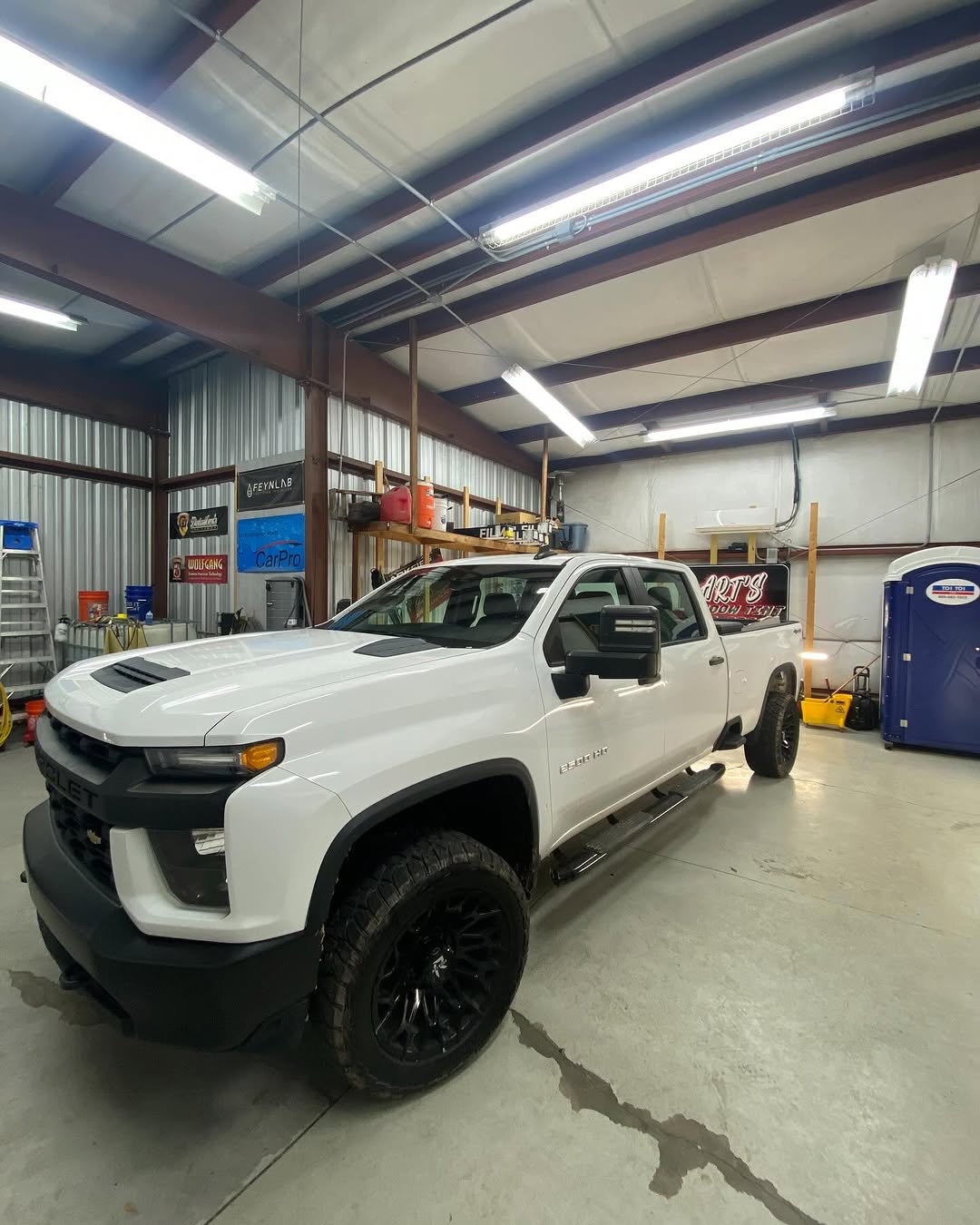 Before: Silverado 2500 without window tint